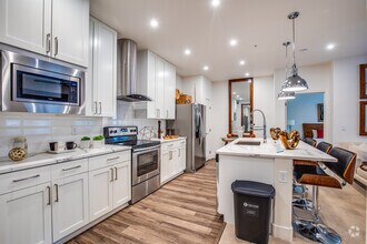 2 BR, 2 BA - 1,123 SF; C - Revolution