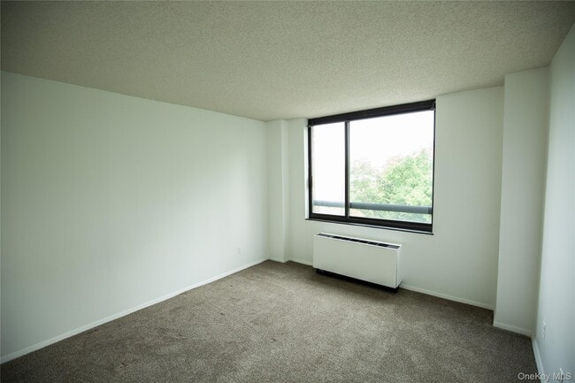 Foto del edificio - 2287 Johnson Ave
