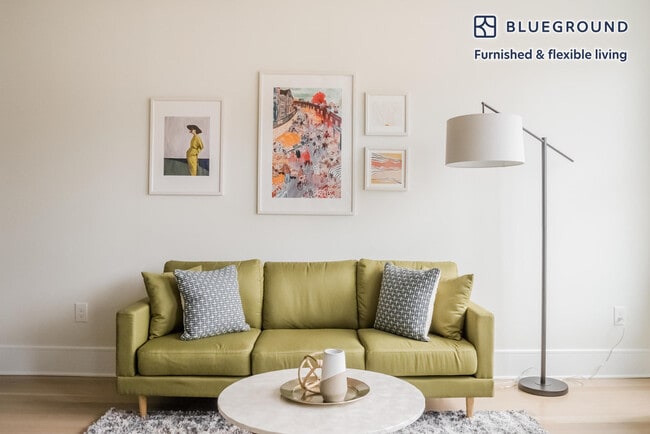 Building Photo - 1902 R St NW