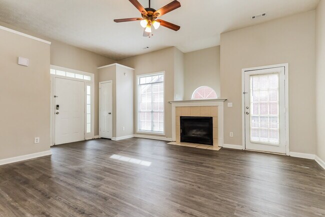 Building Photo - 116 Unity Cove