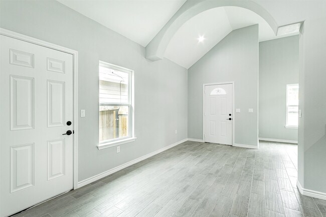 Foto del edificio - 16881 Glenheath St