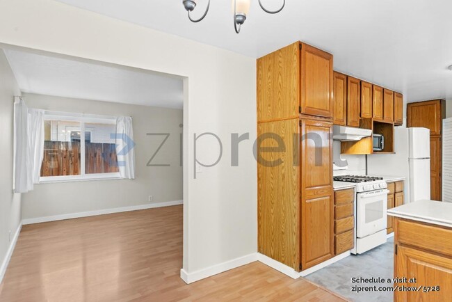 Foto del edificio - 1420 Sixth St