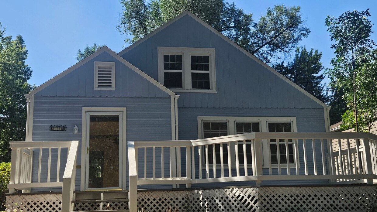 Foto principal - Cute and Cozy Old Town Home