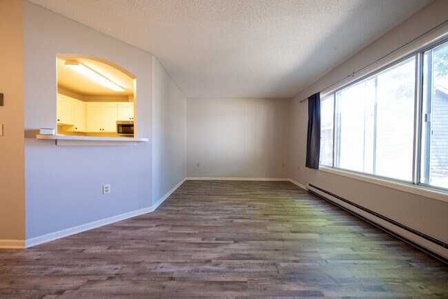 Foto del edificio - 740 W Village Rd
