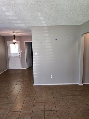 Building Photo - 542 Bluebird Ln
