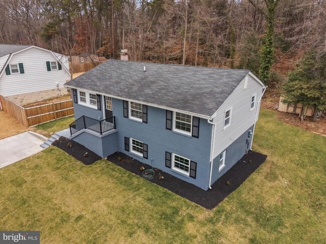 Building Photo - 4604 Kentwood Ln