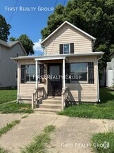 Building Photo - 123 E 6th St