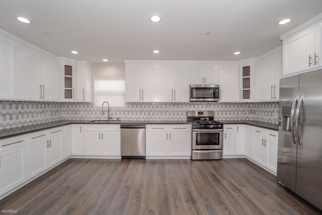 Foto del edificio - 3 br, 3.5 bath Townhome - 2631 South La Sa...