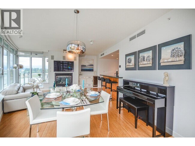 Photo du bâtiment - 1233 W Cordova St