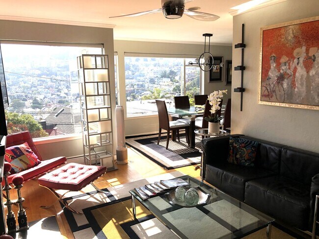 Foto del edificio - Elegant & Expansive Furnished 3 Bedroom/2 ...