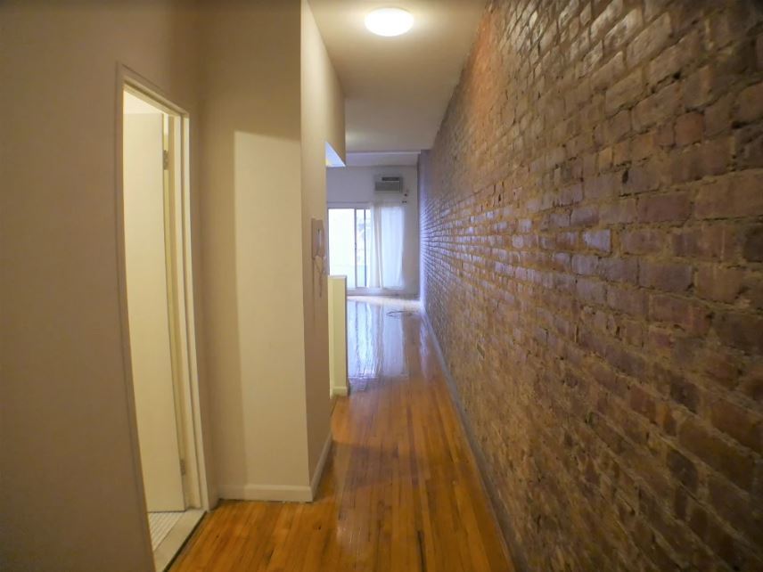 Primary Photo - 642 E 14th St