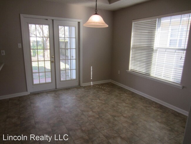 Building Photo - 3 br, 2 bath House - 3011 Asbury Circle*