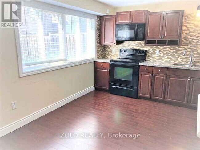 Photo du bâtiment - 33 Styles Crescent