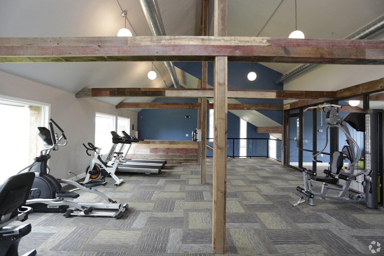 Union Flats & Townhomes 2500 W 6th St Lawrence, KS Apartments for