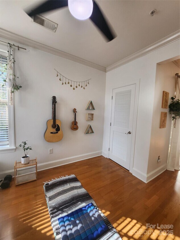 Foto principal - 630 Calvert St