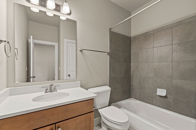 Foto del edificio - 16353 Cattle Crk Ct