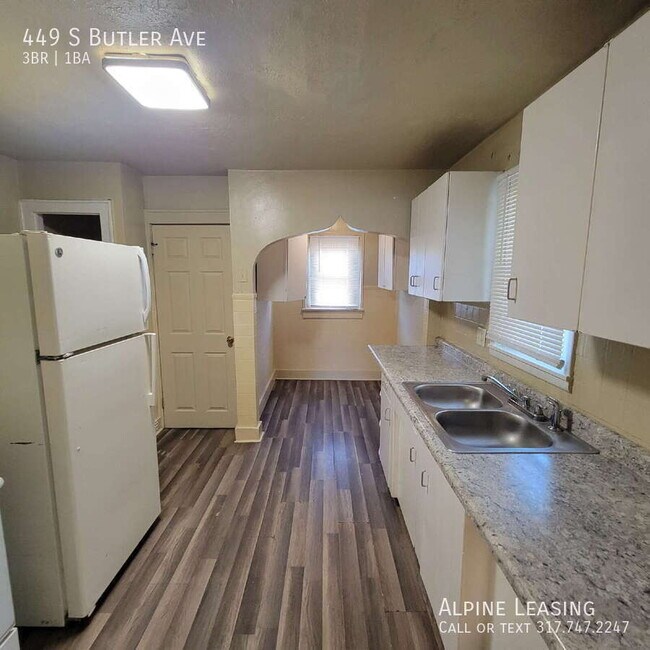 Foto del edificio - 449 S Butler Ave
