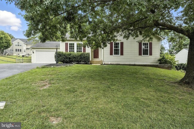 Foto del edificio - 9571 Basilwood Dr