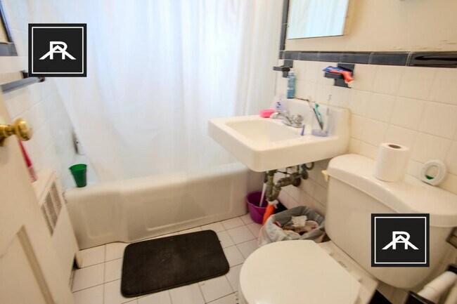 Building Photo - 2 bedroom in Brookline MA 02446