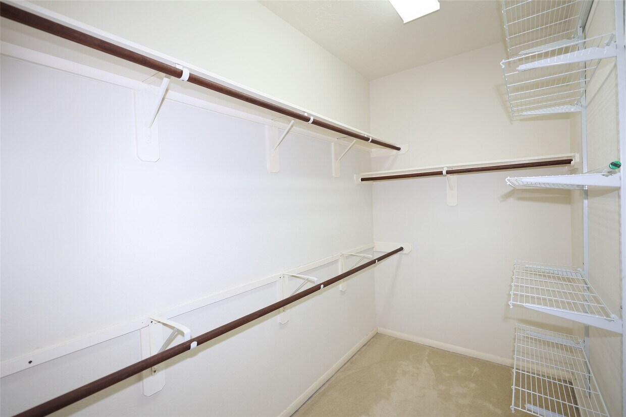 Building Photo - 4106 Hidden Fort Ln