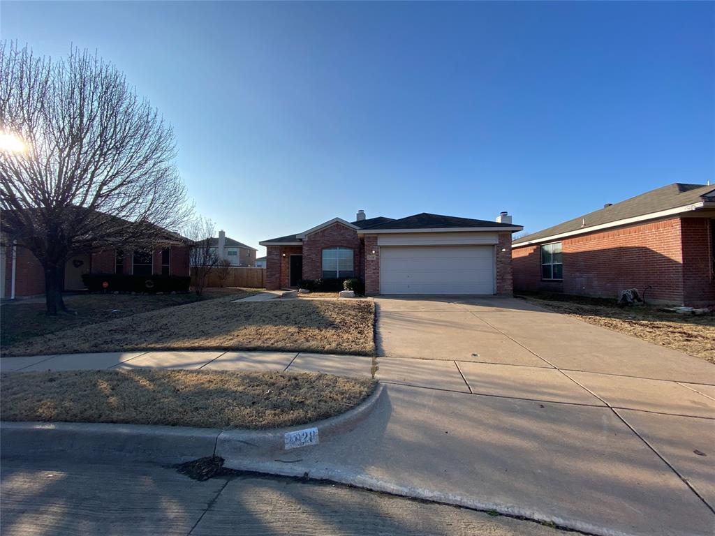 1028 Buffalo Springs Dr, Fort Worth, TX 76140 House Rental in Fort