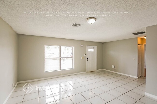 Foto del edificio - 5885 Eddy Ct