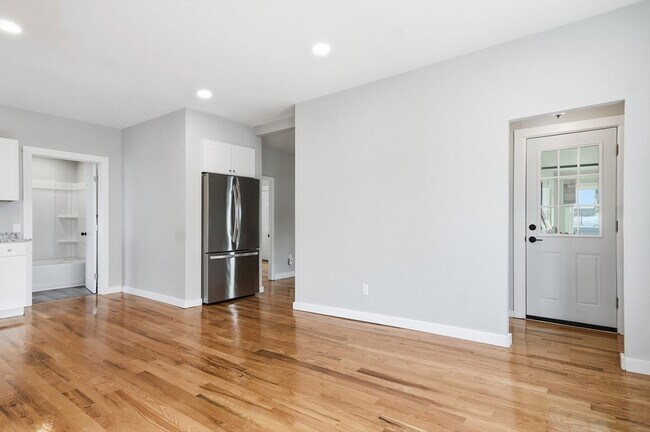 Foto del edificio - 116 Coburn St