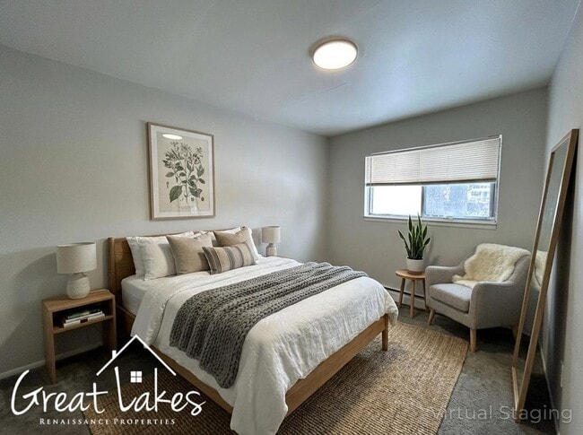 Foto del edificio - Charming 3 Bedroom 1 Bathroom now available for rent