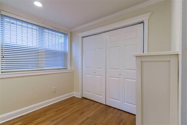 Foto del edificio - 473 Jersey Ave