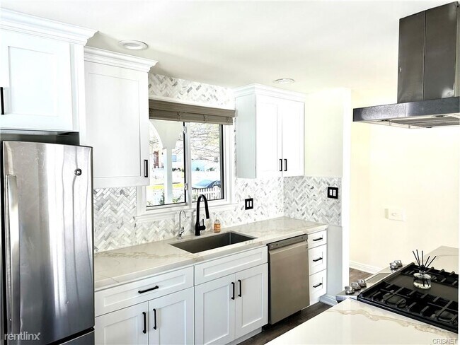 Foto del edificio - 3 br, 2 bath House - 22201 Gilmore St