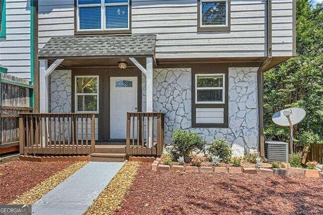 Building Photo - 1256 Ridgecrest Ln SE