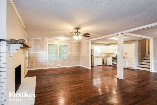 Foto del edificio - 4716 Cheri Lynn Rd NW