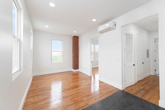 Foto del edificio - 120 Bowers St
