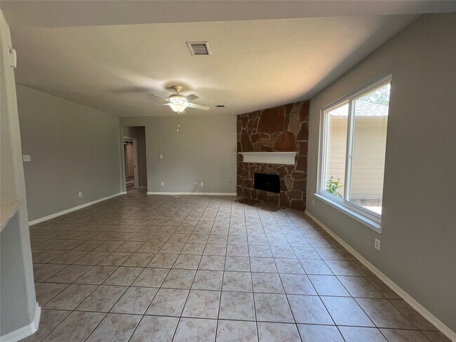 Foto del edificio - 11718 Short Trail Ln