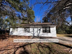 Building Photo - 1720 Bridger St