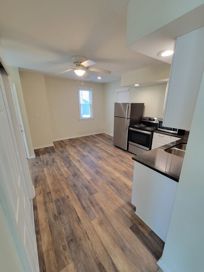 Foto del edificio - 3416 Hancock Ave