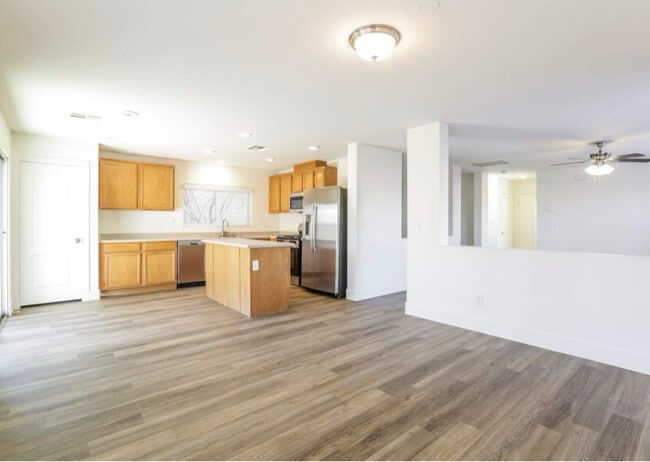 Foto del edificio - 3212 Ferdilah Ln