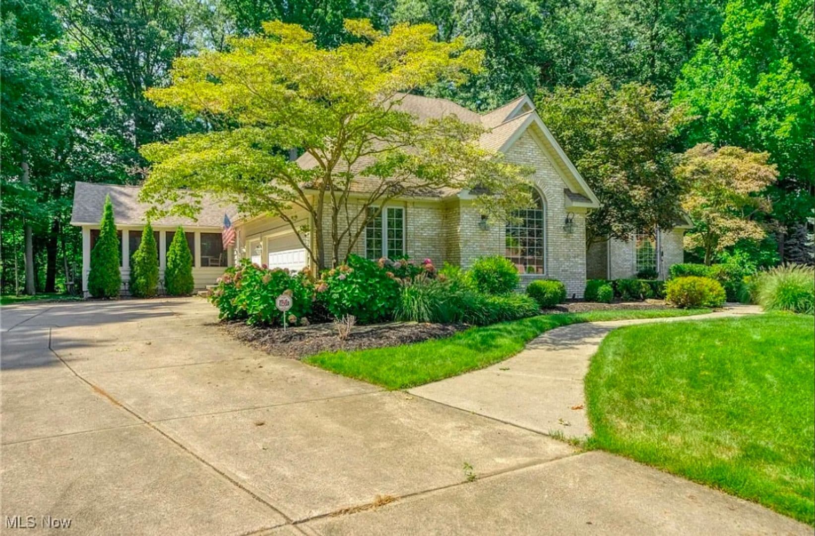 8432 Hilltop Dr Mentor, OH 44060 – photo 4