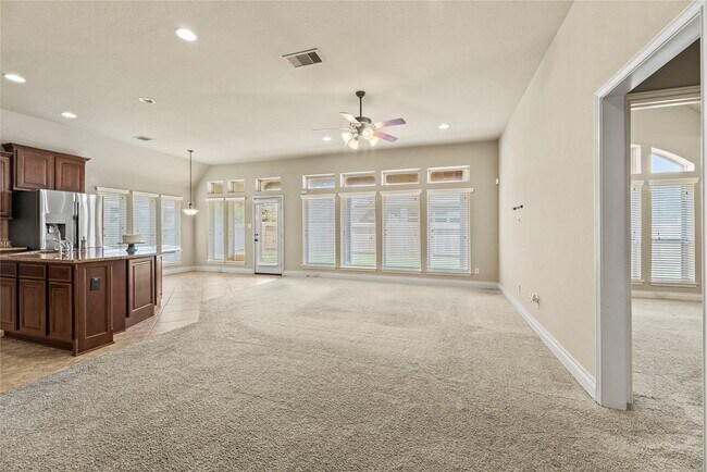 Foto del edificio - 5335 Stoneridge Ct