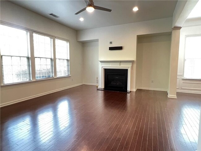 Foto del edificio - 150 Barkley Ln