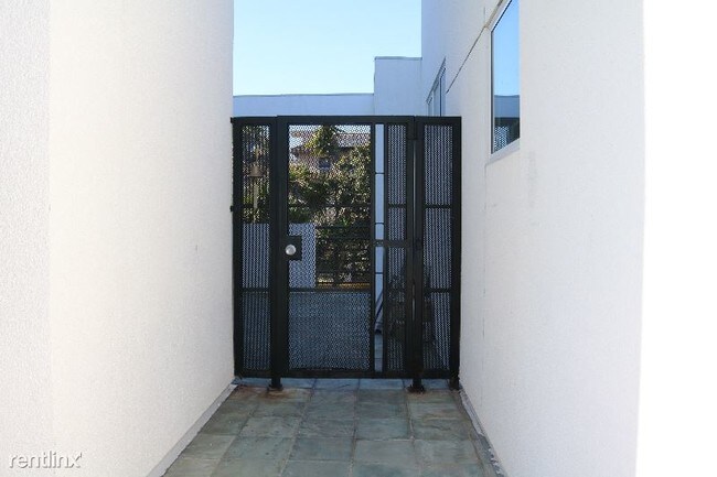 Building Photo - 2660 2nd St