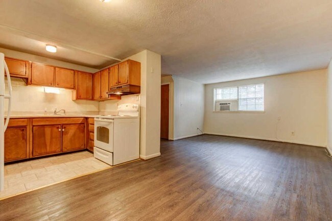 Foto del edificio - 5805 Haynes-Sterchi Road Apartment 2