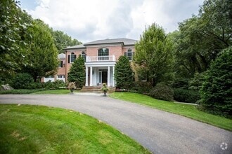 Building Photo - 126 Albion Rd