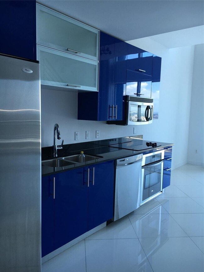 Foto del edificio - 60 SW 13th St