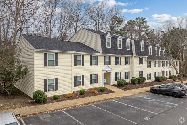 Regency at Longhill - Regency at Longhill Apartments