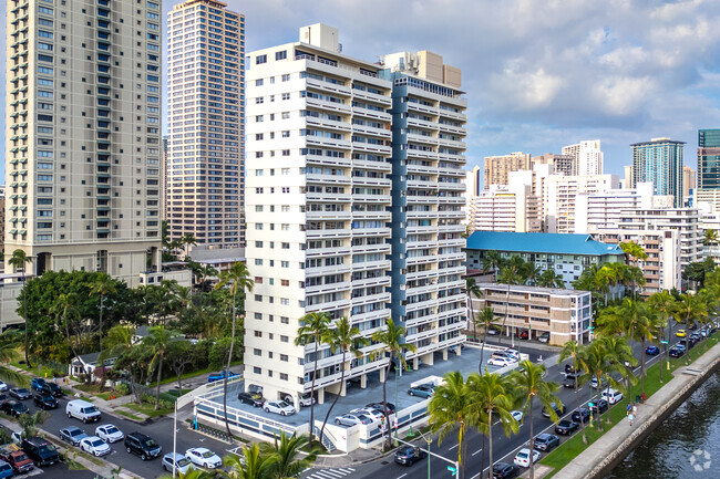 Foto del edificio - Waikiki Twin Towers