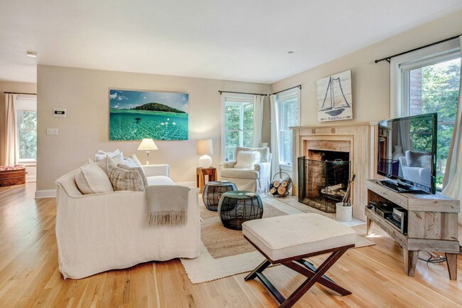 Foto del edificio - 49 Hedge Row Ln