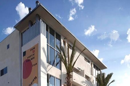 Building Photo - 10950 Palms Blvd