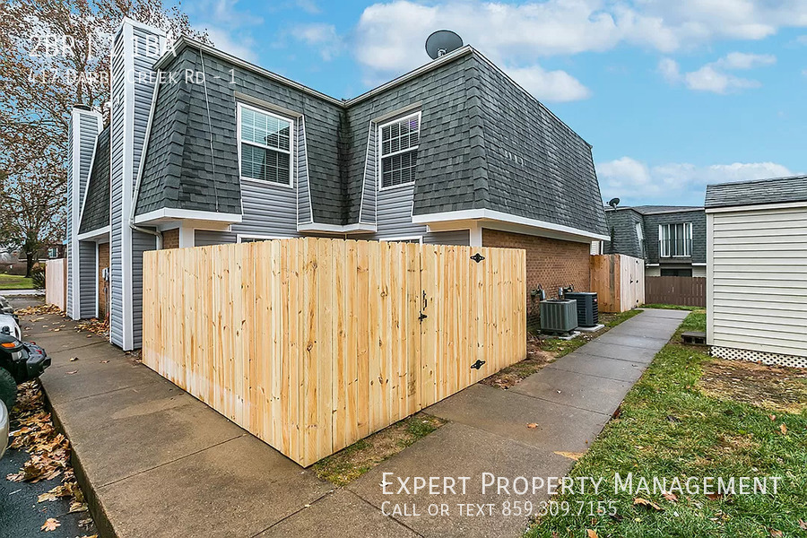 Foto principal - 417 Darby Creek Rd
