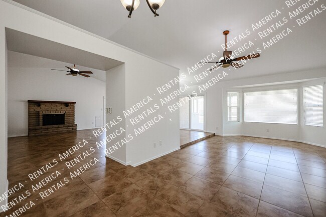Building Photo - 1722 W Banff Ln